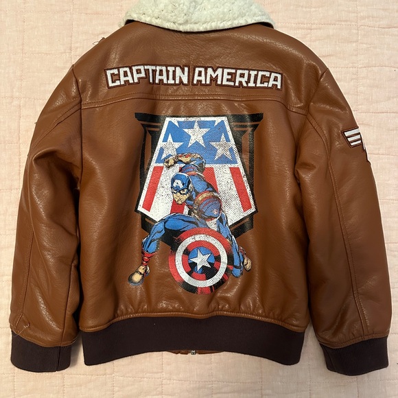 Captain America bomber jacket - Picture 5 of 6